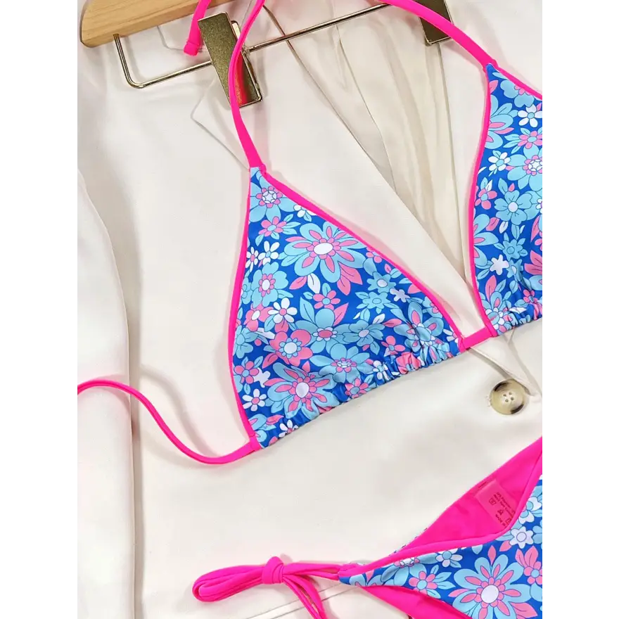 Vibrant Floral Tropical Beach Cup Height Bikini Top - Women’s Swimwear