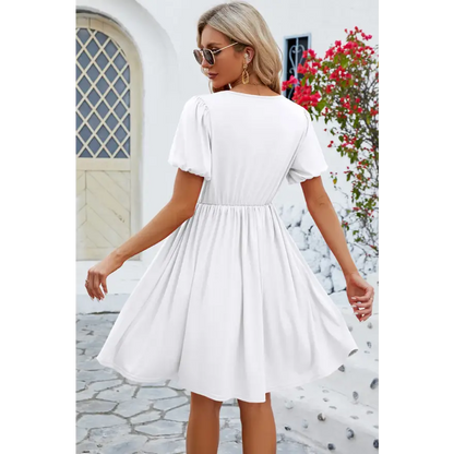 Chic Balloon Sleeve Dress: Flirty & Comfy! Clothing Tops Trendsi