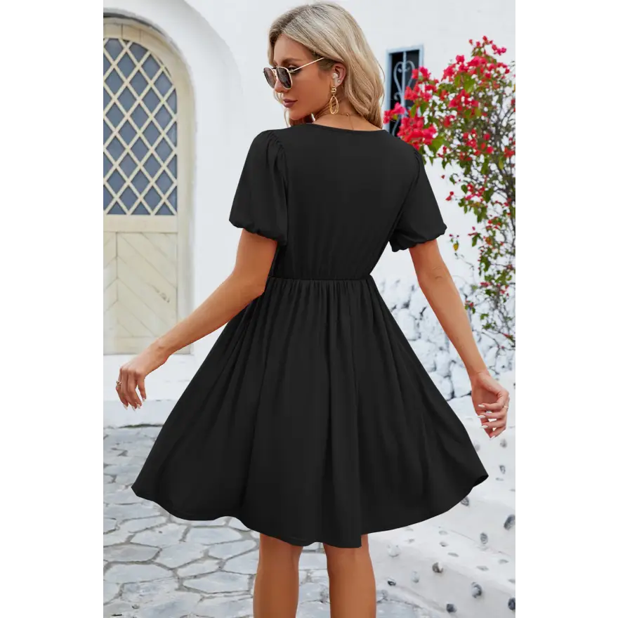 Chic Balloon Sleeve Dress: Flirty & Comfy! Clothing Tops Trendsi