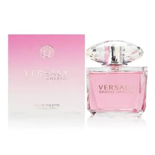 Experience the Allure of Bright Crystal Eau with Lush Floral Elegance Women’s Perfume Versace