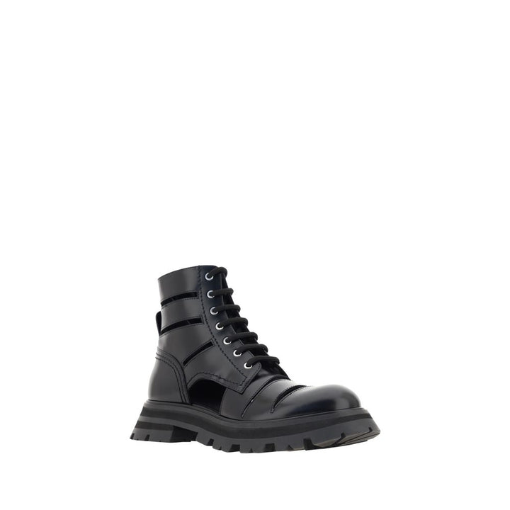 Women’s Alexander Mcqueen Black Calf Leather Bos Taurus Lace-up Boots