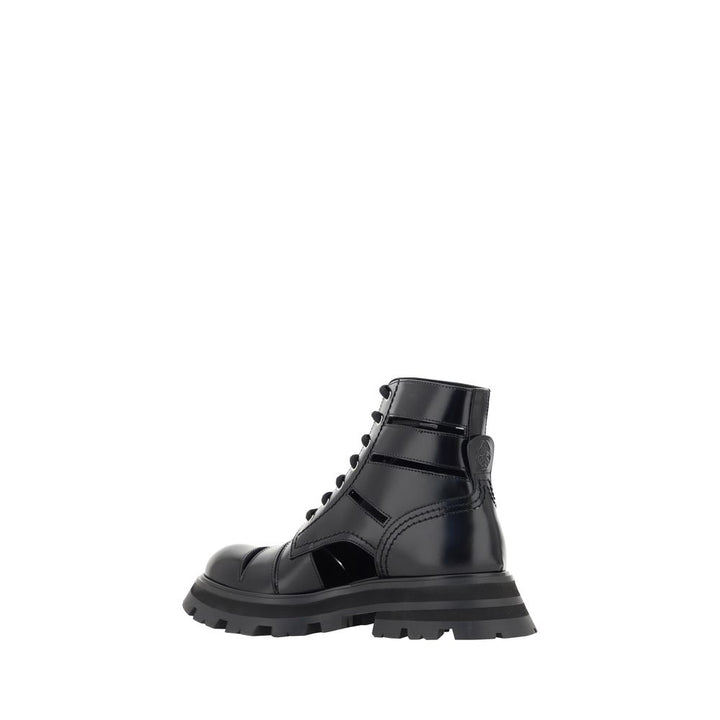 Women’s Alexander Mcqueen Black Calf Leather Bos Taurus Lace-up Boots