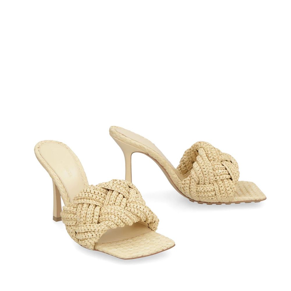 Women’s Bottega Veneta Beige Raffia Mules