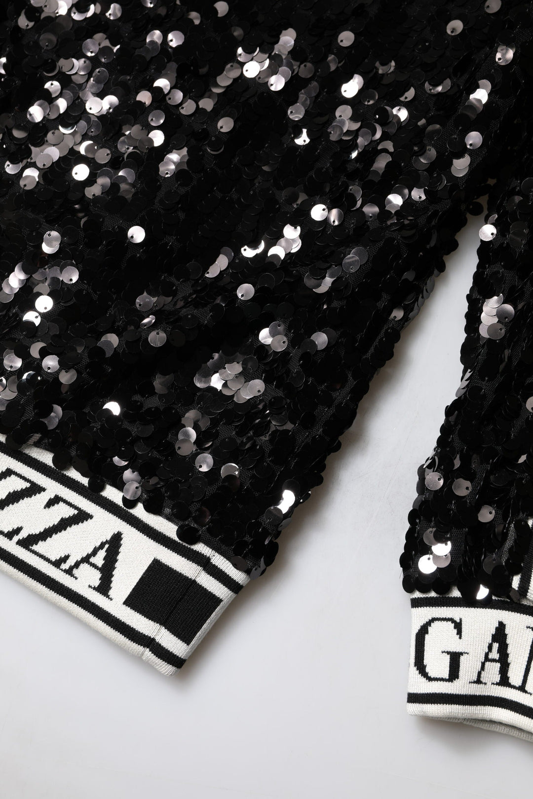 Women’s Dolce &amp; Gabbana Black Dg Queen Sequin Pullover Sweater