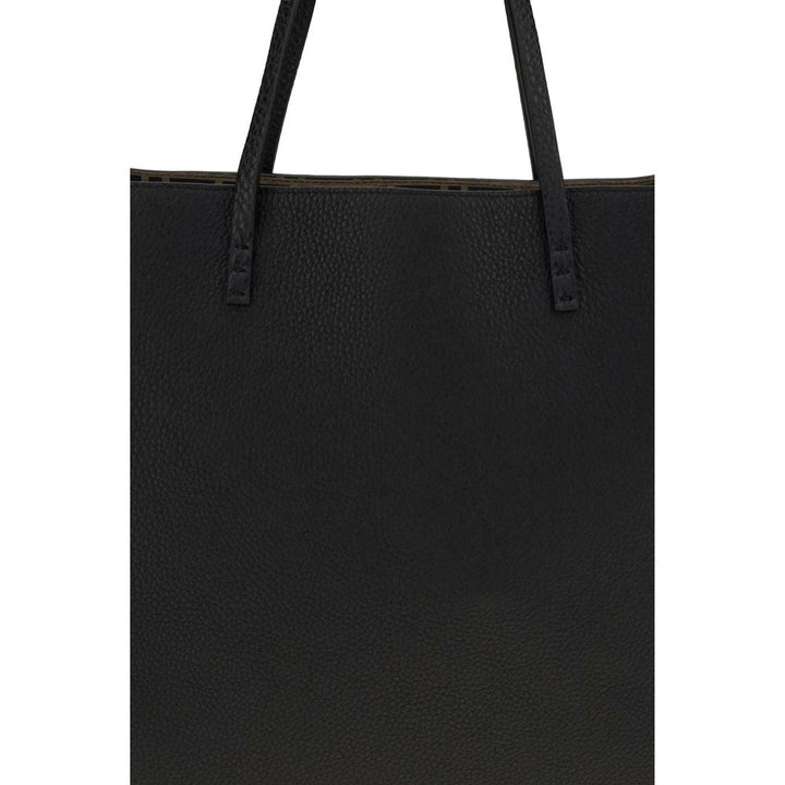 Women’s Fendi Black Calf Leather Bos Taurus Shoulder Bag