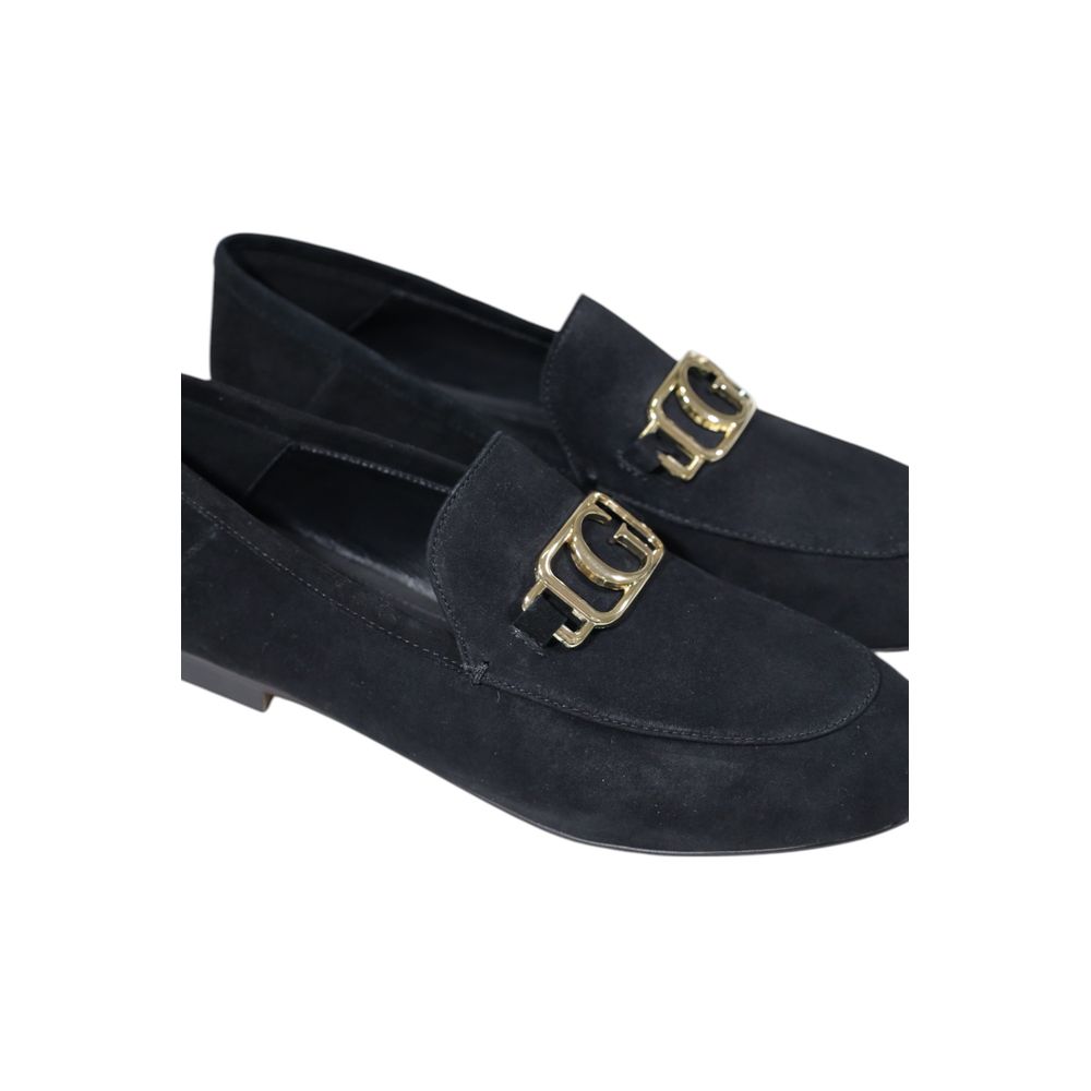 Women’s Guess Black Leather Platform Pumps