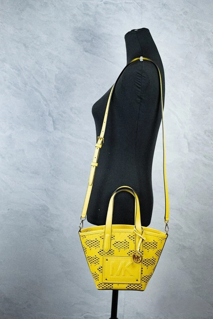 Women’s Michael Kors Kimber Small Daffodil Leather 2-in-1 Zip Tote Messenger Bag Purse