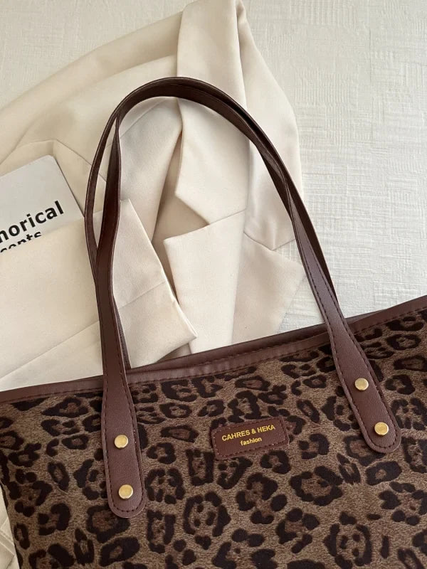 Women’s Stylish Large Polyester Shopping Bag with Roomy Design