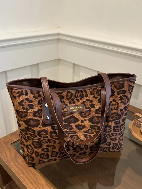 Women’s Stylish Large Polyester Shopping Bag with Roomy Design