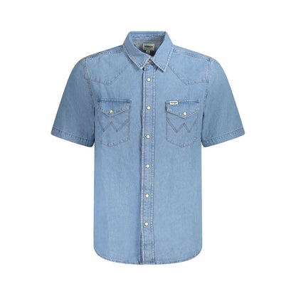 Wrangler’s Light Blue Denim Shirt Western Style with Modern Details Wrangler